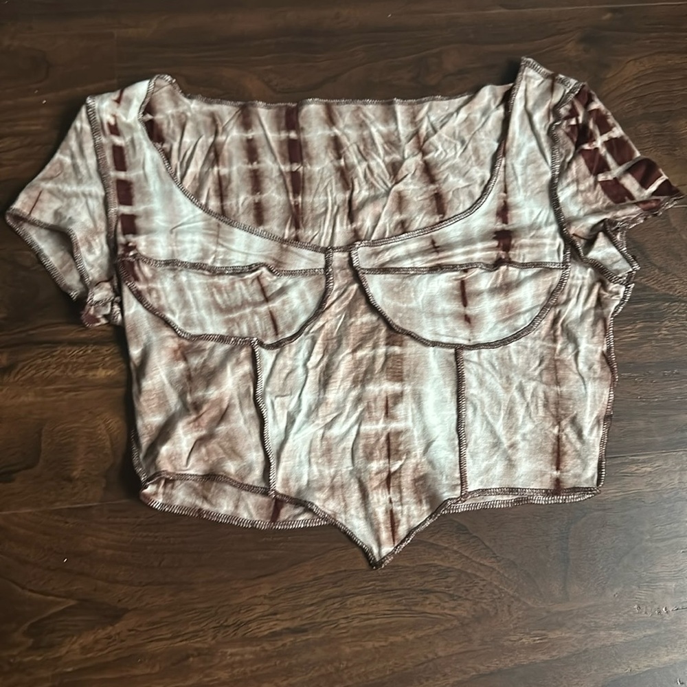 Cropped top